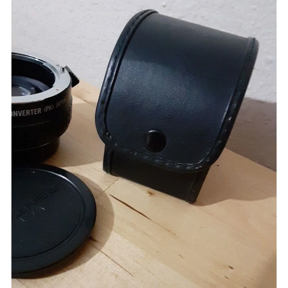 Vintage Rokinon Auto 2x Tele Converter (PK) Case & Lens Caps for Pentax